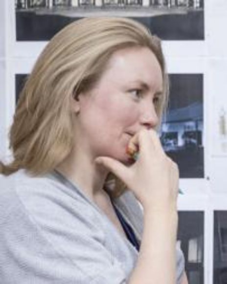 Carolyn Downing Headshot