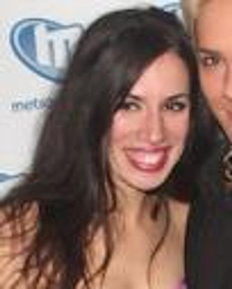 Emily Vartanian Headshot