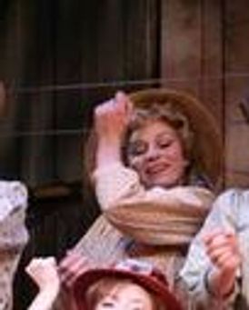 Ashley Adamek Headshot