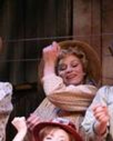 Ashley Adamek Headshot