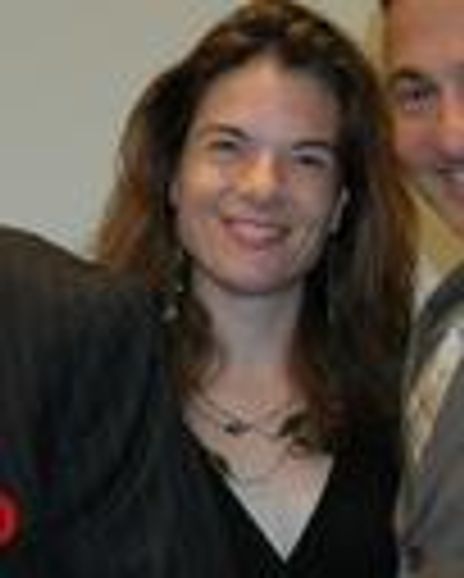 Theresa Falco Headshot