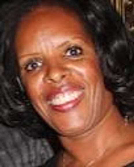 Pamela Williams Headshot