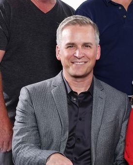 Larry Raben Headshot