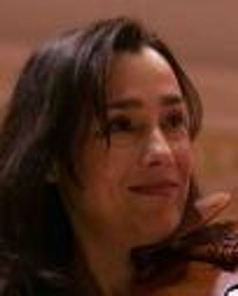 Cenovia Cummins Headshot