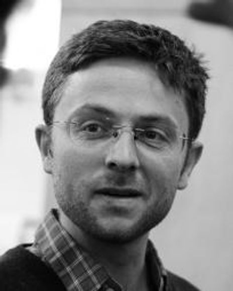 Orlando Wells Headshot