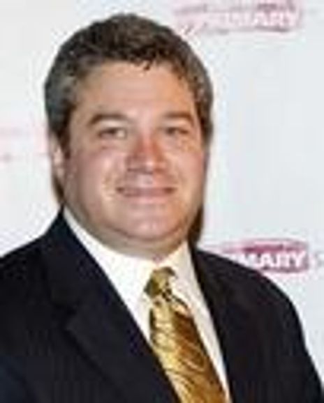 Jonathan Bing Headshot