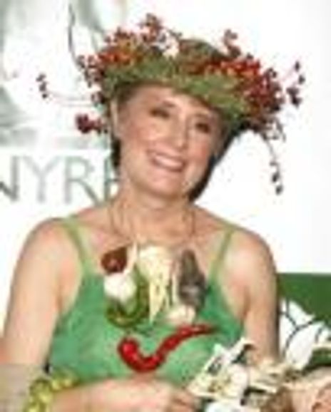 Alice Waters Headshot