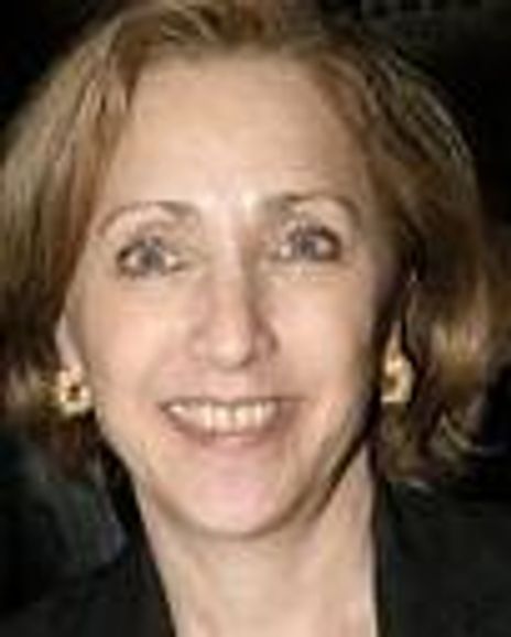 Arlene Shuler Headshot