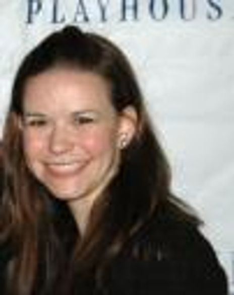 Stephanie Pam Roberts Headshot