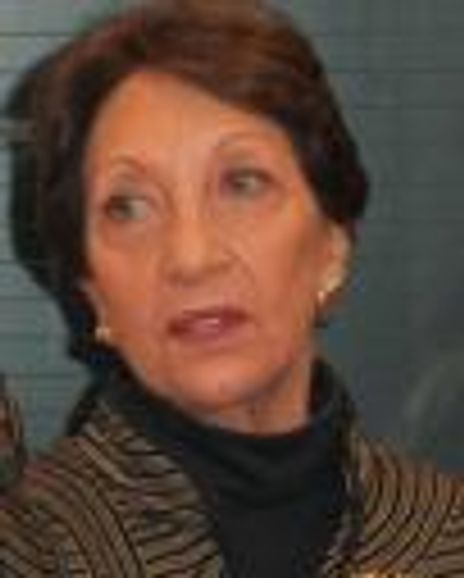 Joan Firestone Headshot