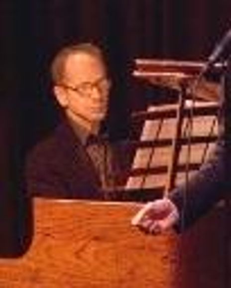 Eddie Rabin Headshot