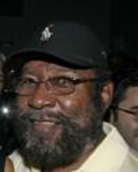 Edward Holland Headshot