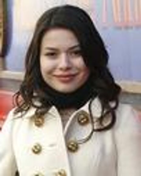 Miranda Cosgrove Headshot