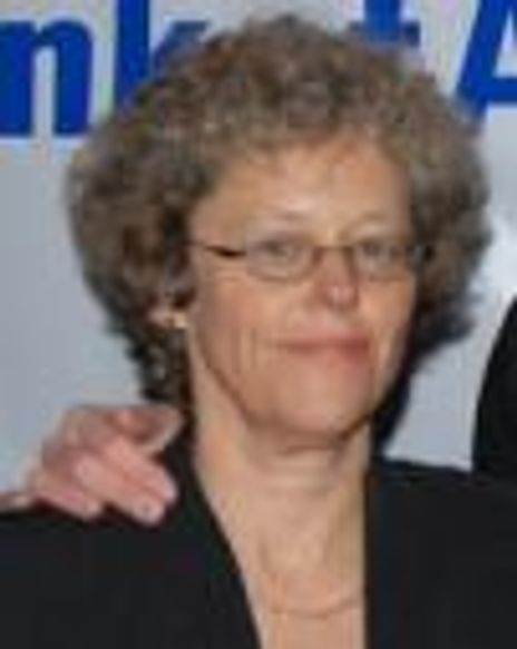 Leslie Kean Headshot