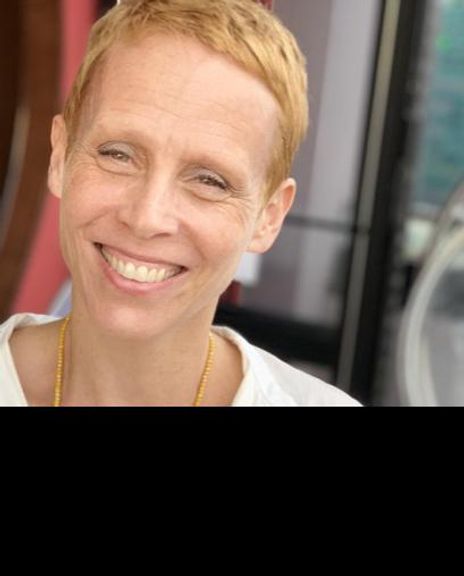 Lucie Tiberghien Headshot