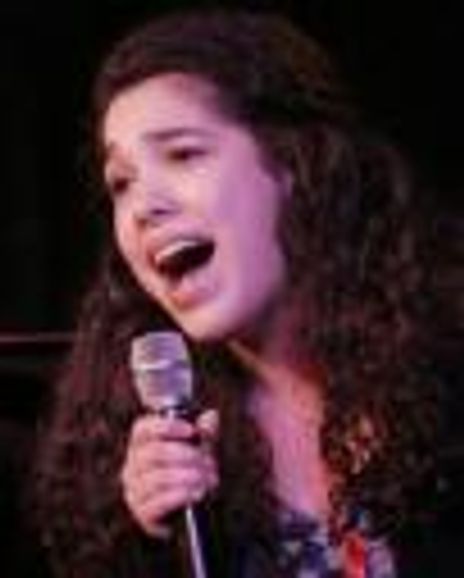 Gabby Garza Headshot