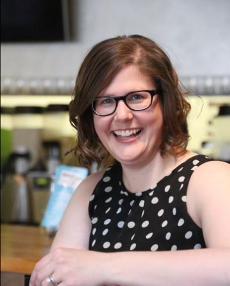 Julie Danielson Headshot