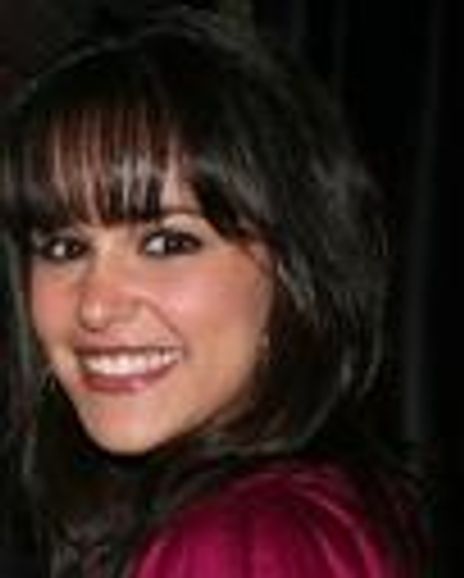 Melissa Furmero Headshot