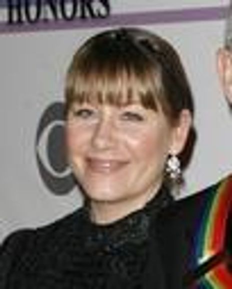 Rachel Fuller Headshot