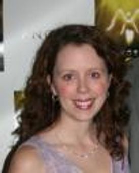 Kelly Strandemo Headshot