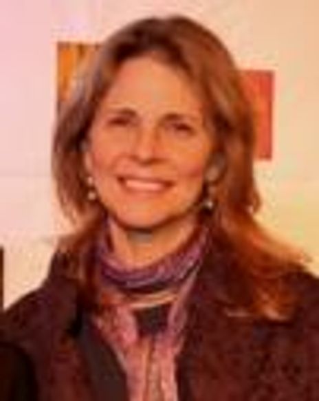 Lindsay Wagner Headshot