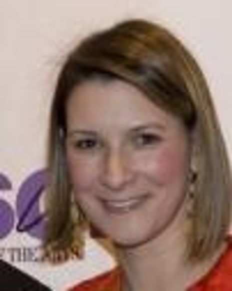 Lizzie Tisch Headshot