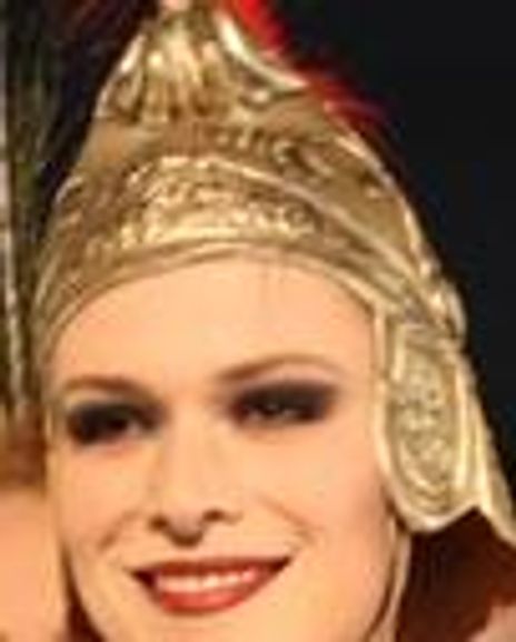 Laura Careless Headshot