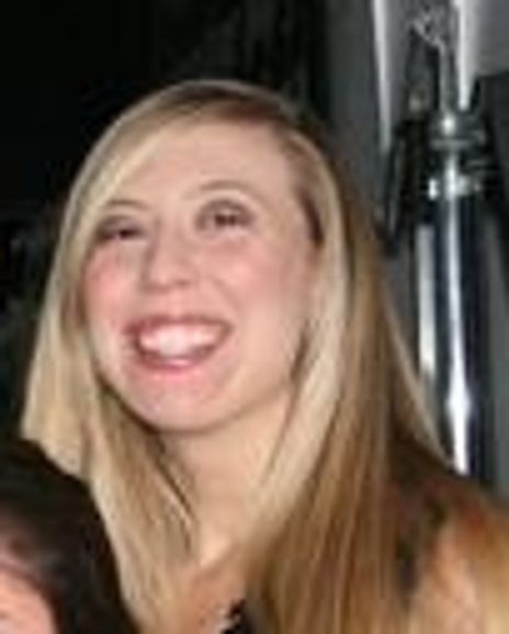 Angie Smith Headshot