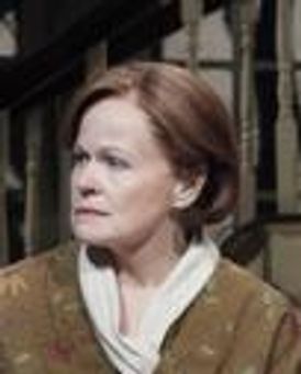 Margaret Daly Headshot