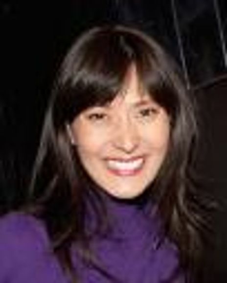 Anne Sanders Headshot