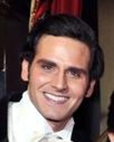 Andrew Ragone Headshot