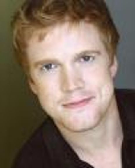 Dustin Tucker Headshot