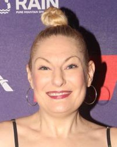 Becca Ayers Headshot