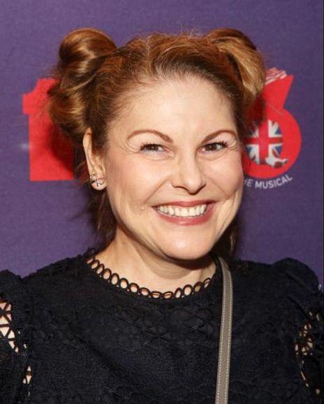 Heather Ayers Headshot