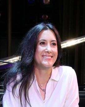 Vanessa Carlton Headshot