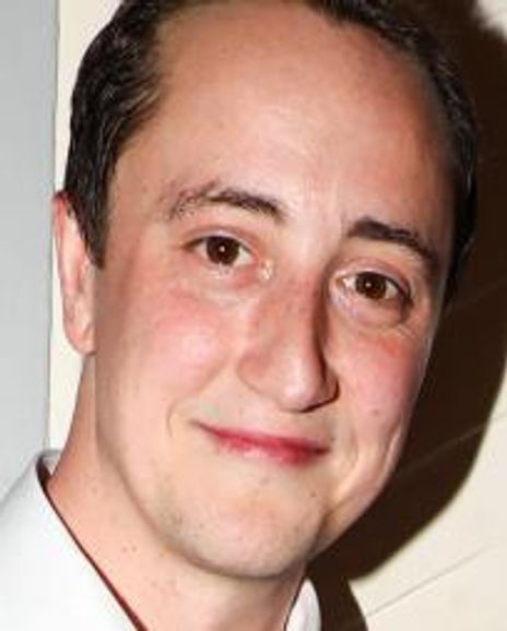 Stuart Fox Headshot