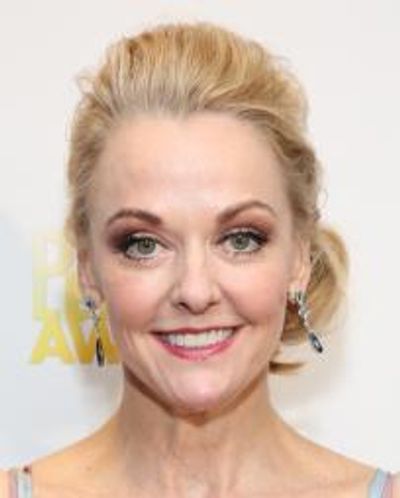 Angie Schworer Headshot