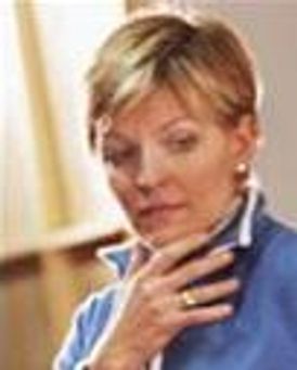 Lucy Schaufer Headshot