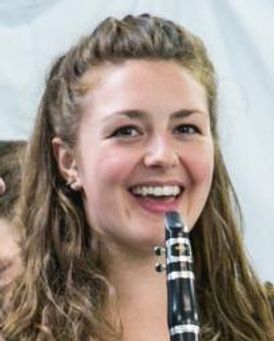 Jess Barker Headshot