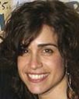 Rebecca Feldman Headshot