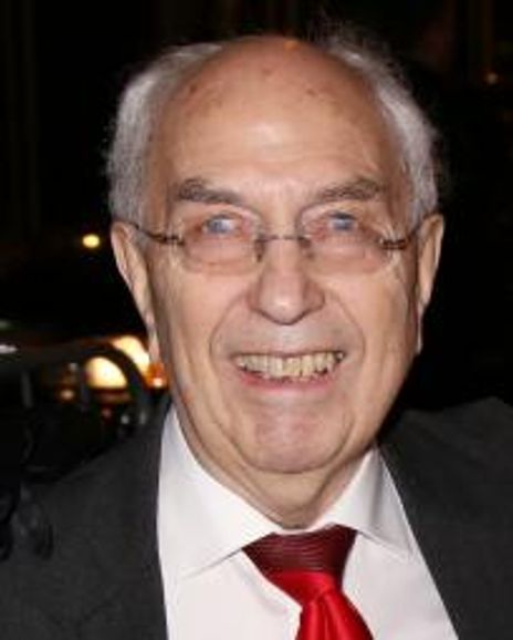 Aubrey Reuben Headshot