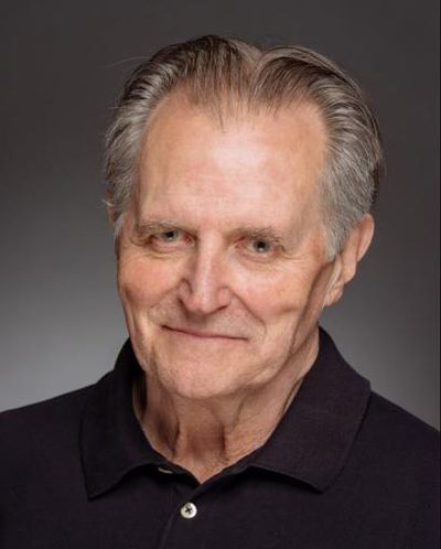 Stephen Bradbury Headshot