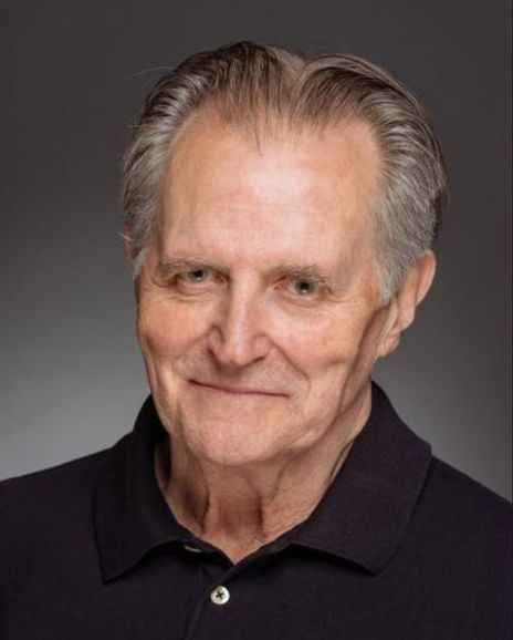 Stephen Bradbury Headshot