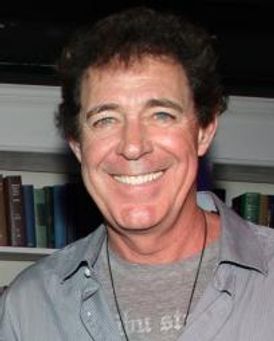 Barry Williams Headshot