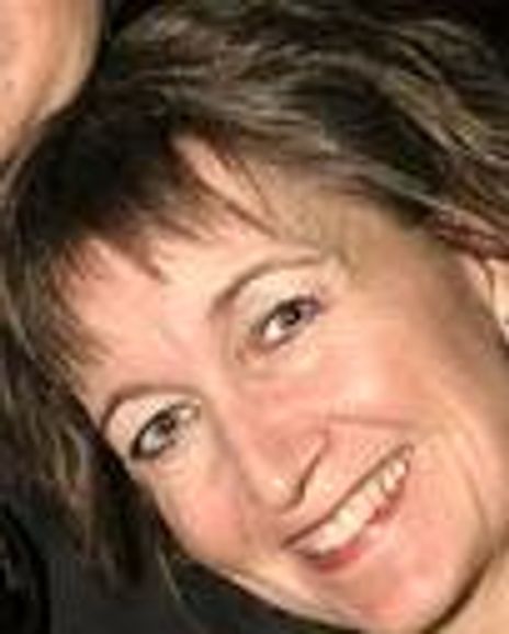 Laurie Connor Headshot