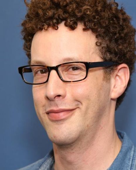 Noah Weisberg Headshot