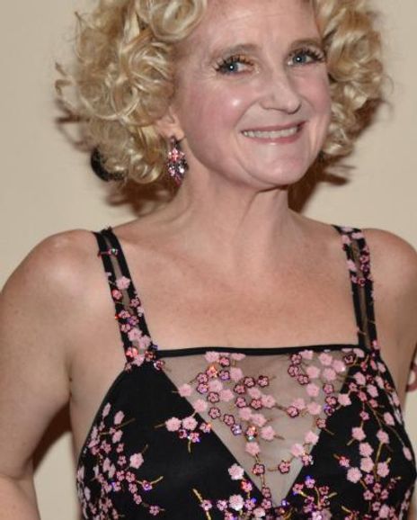 Megan Lawrence Headshot