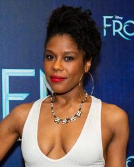 Tracee Beazer Headshot