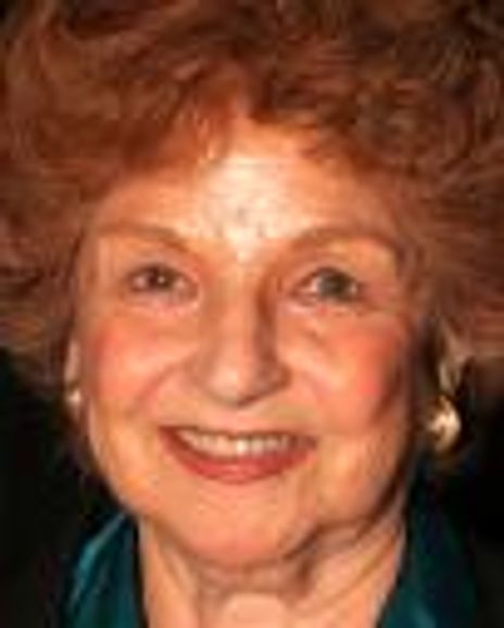 Chevi Colton Headshot