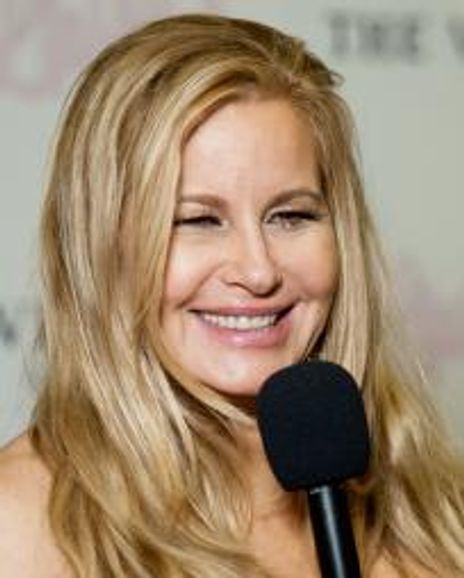 Jennifer Coolidge Headshot